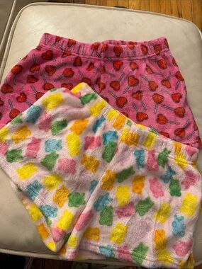 Kids Plush Pajama Shorts - Pink Heart & Multi Gummy Print L 10/12